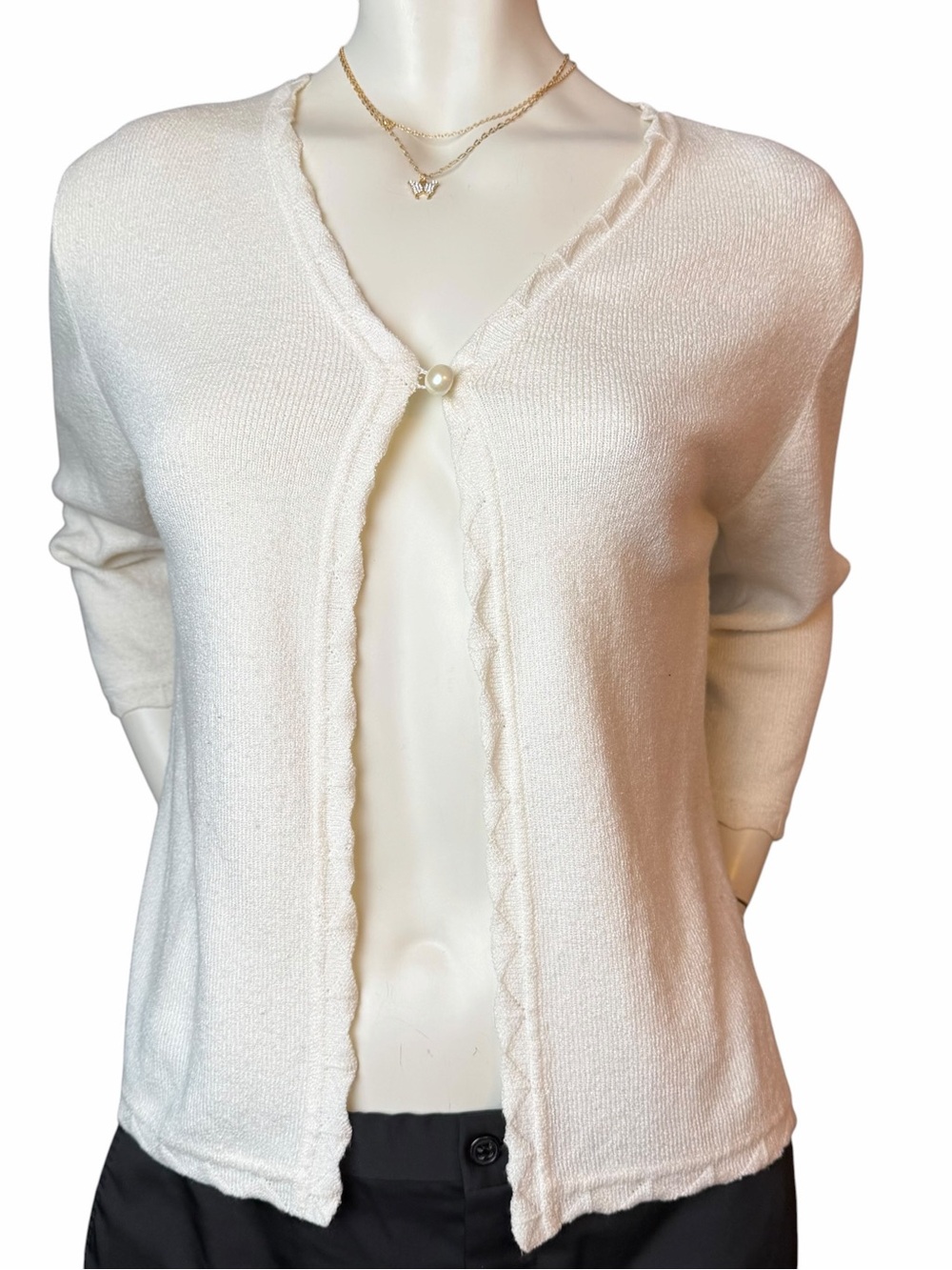 Vintage Cream V‑Neck Pearl Single‑Button Cardigan